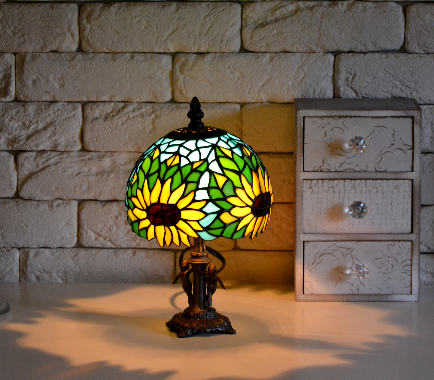 Stained glass lamp Tiffany style Bed side lamp Sunflower pattern Glass flowers Mother's day gift