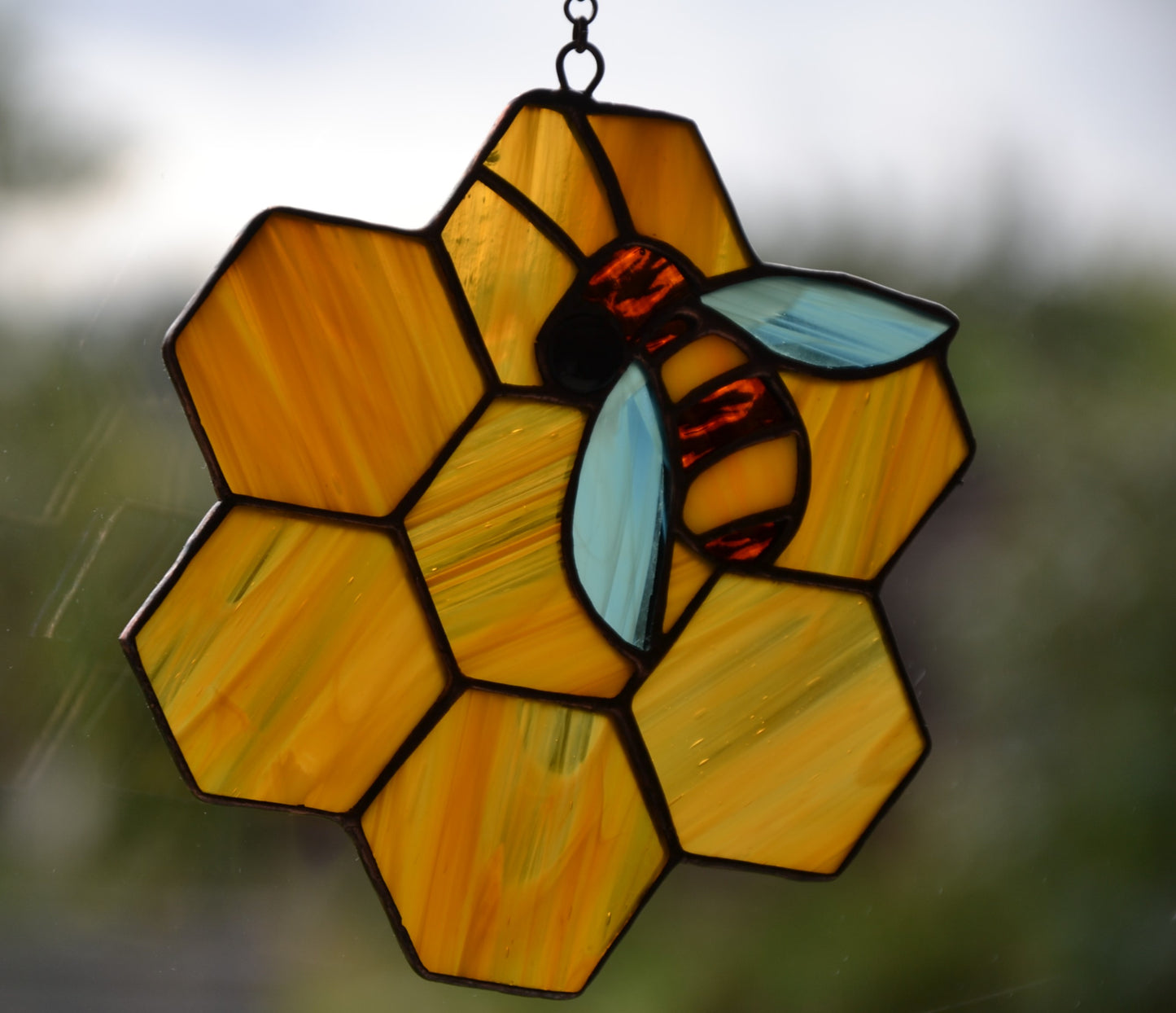 Bee suncatcher Window hanging Mother's day gift Glass bug Honey and bee Stained glass art Stain glass sun catcher Christmas gift