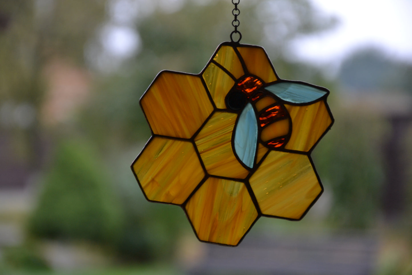 Bee suncatcher Window hanging Mother's day gift Glass bug Honey and bee Stained glass art Stain glass sun catcher Christmas gift
