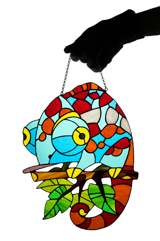 Stained glass suncatcher Chameleon window hanging Rainbow catcher Living room art Outdoor decoration Gift for friends Wall art Garden decor