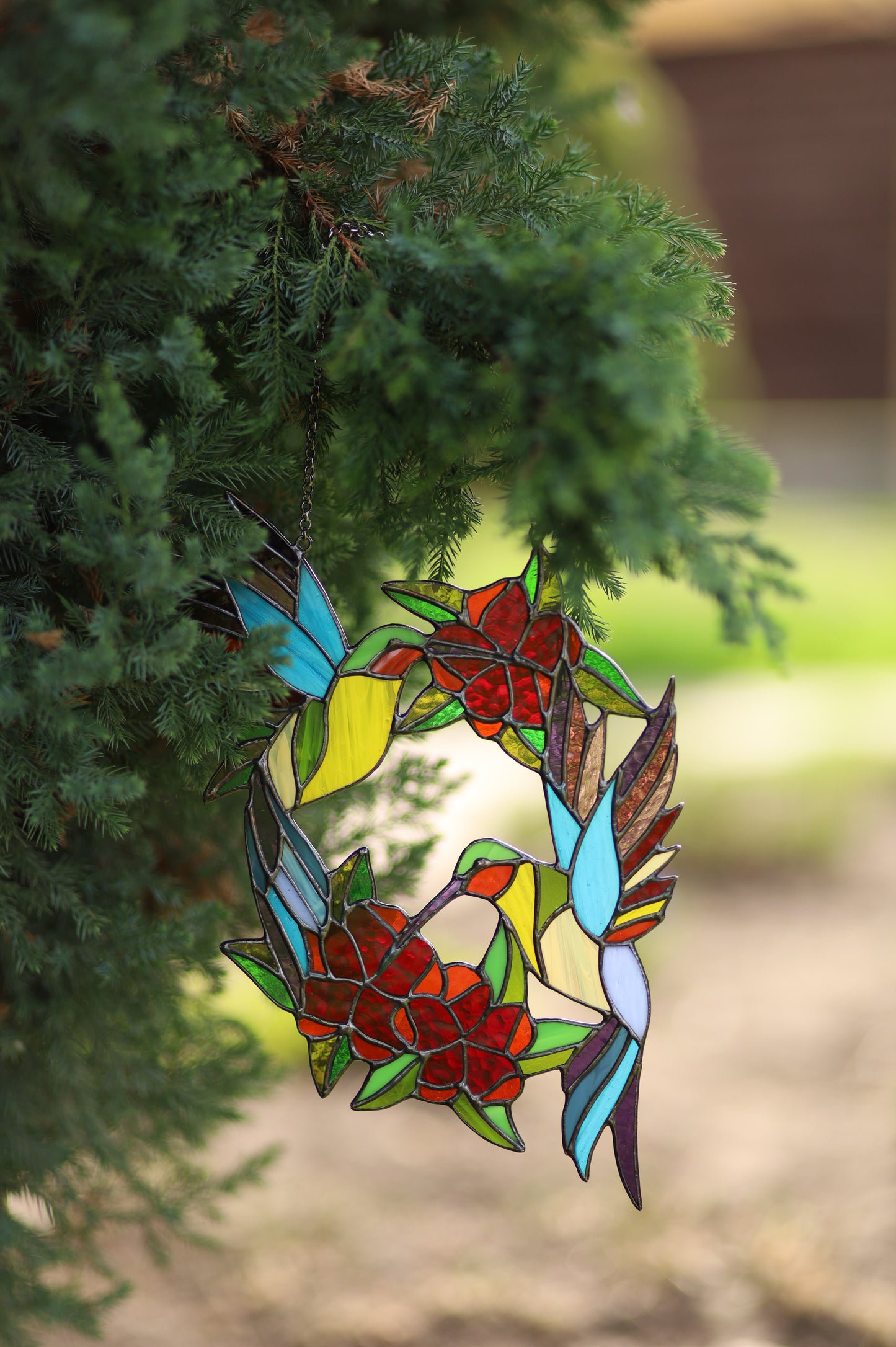 Stained Glass Hummingbirds Wreath Suncatcher – Handmade Bird Window Hanging